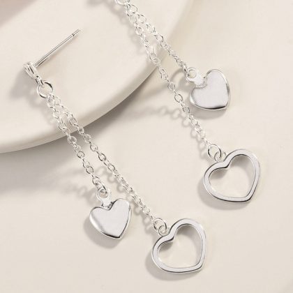 Kahekihilised kõrvarõngad südametega