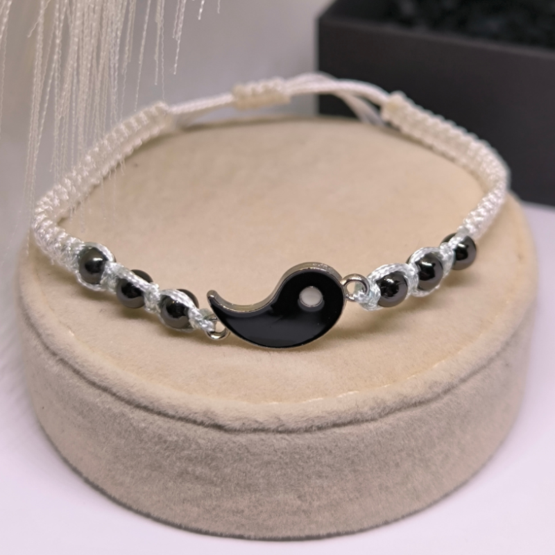 Helmeste paarilised käevõrud "Stiilne duo"