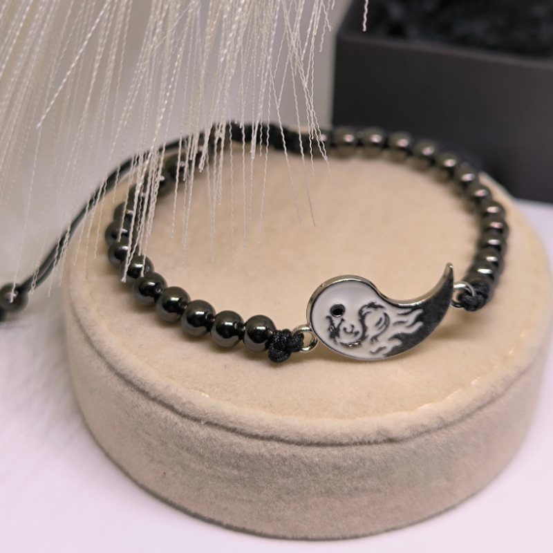 Minimalistlikud helmestega paarilised käevõrud „Peen seos“