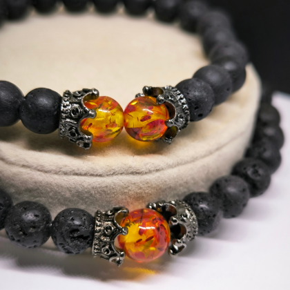 Ainulaadse disainiga helmestega käevõrude komplekt