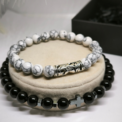 Kahevärviliste helmestega käevõrude komplekt