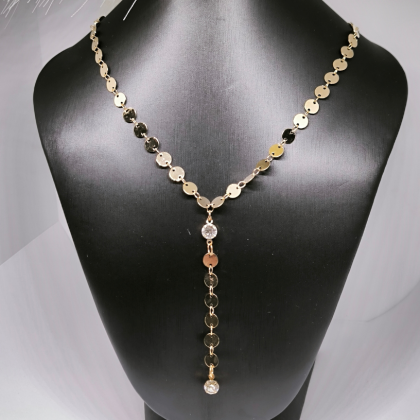 Kuldse värvusega kaelakee tüdrukutele