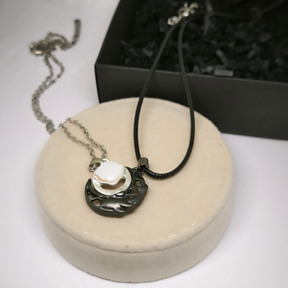 Magnetiliste ehete komplekt paarile "Kuu"