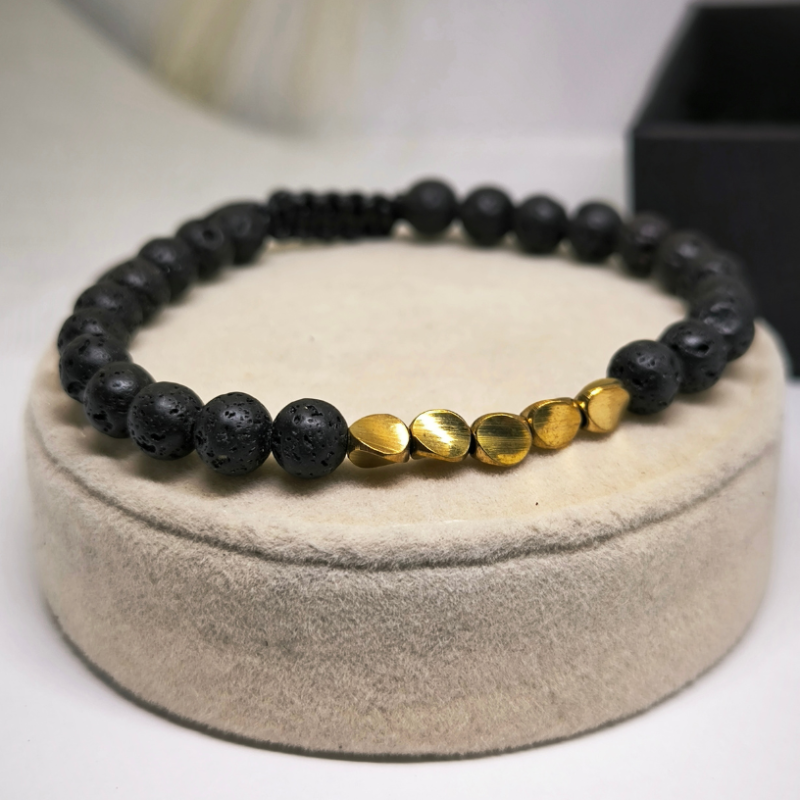 Käsitöö laavakivist helmestega käevõrude komplekt