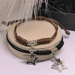 Reguleeritavad käevõrud metallist detailidega