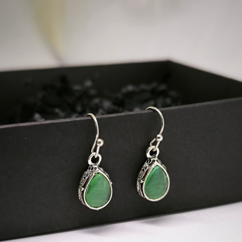 Boheemlasliku stiili tsirkooniumiga naiste kõrvarõngad