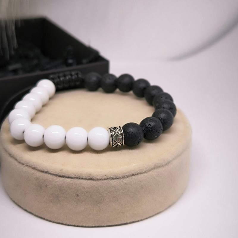 Reguleeritav laavakivist käevõru