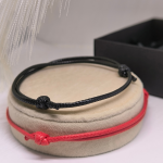 Minimalistlikud reguleeritava suurusega käevõrud