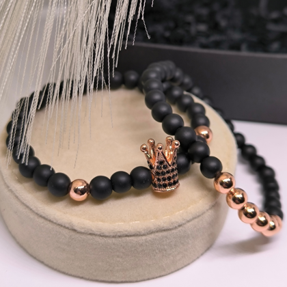 Onyx-kivist helmestega käevõrude komplekt