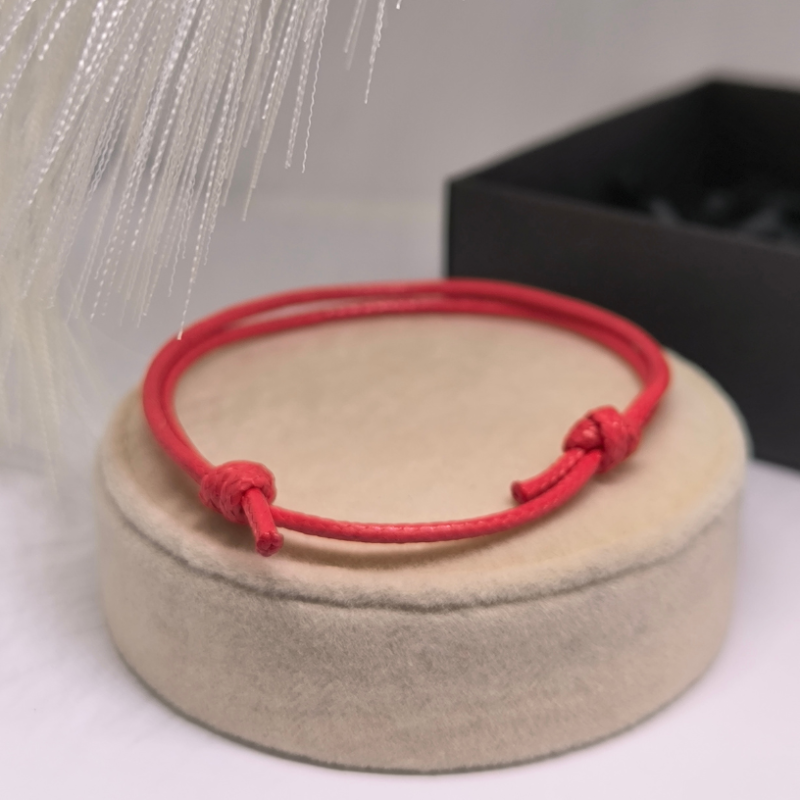 Minimalistlikud reguleeritava suurusega käevõrud