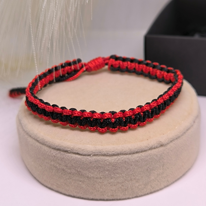 Käsitööna valminud kangast käevõrude komplekt