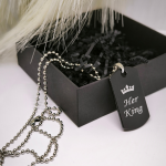 Meeste kaelakee Her King