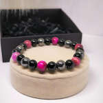 Obsidiaanist helmekäevõru