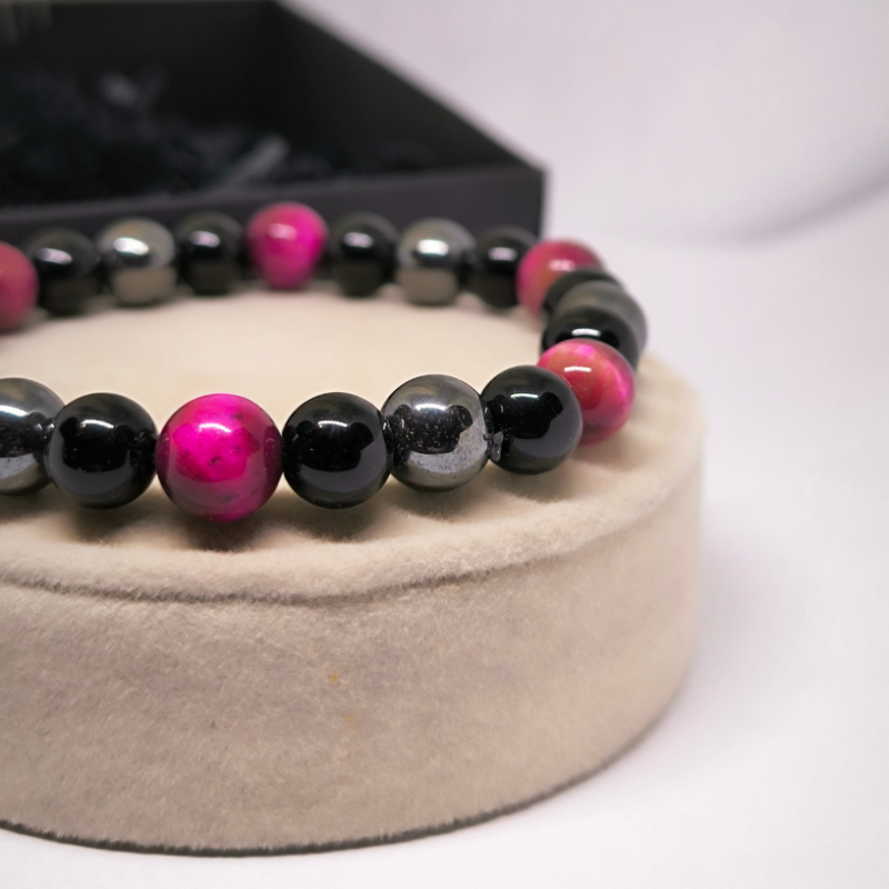 Obsidiaanist helmekäevõru