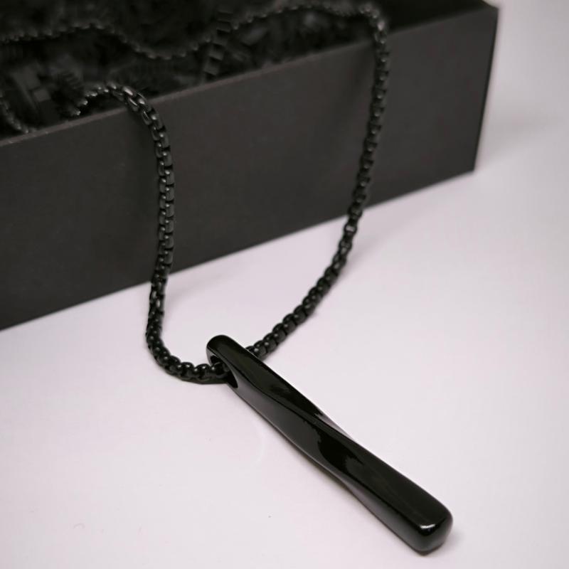 Minimalistlik ripatsiga kaelakee