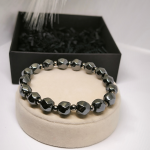 Moodsa disainiga energiline hematiit käevõru