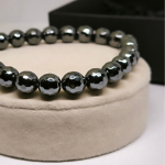 Magnetiline hematiidi helme käevõru