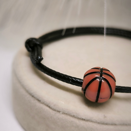 Kangast käevõru „Korvpallikirg“