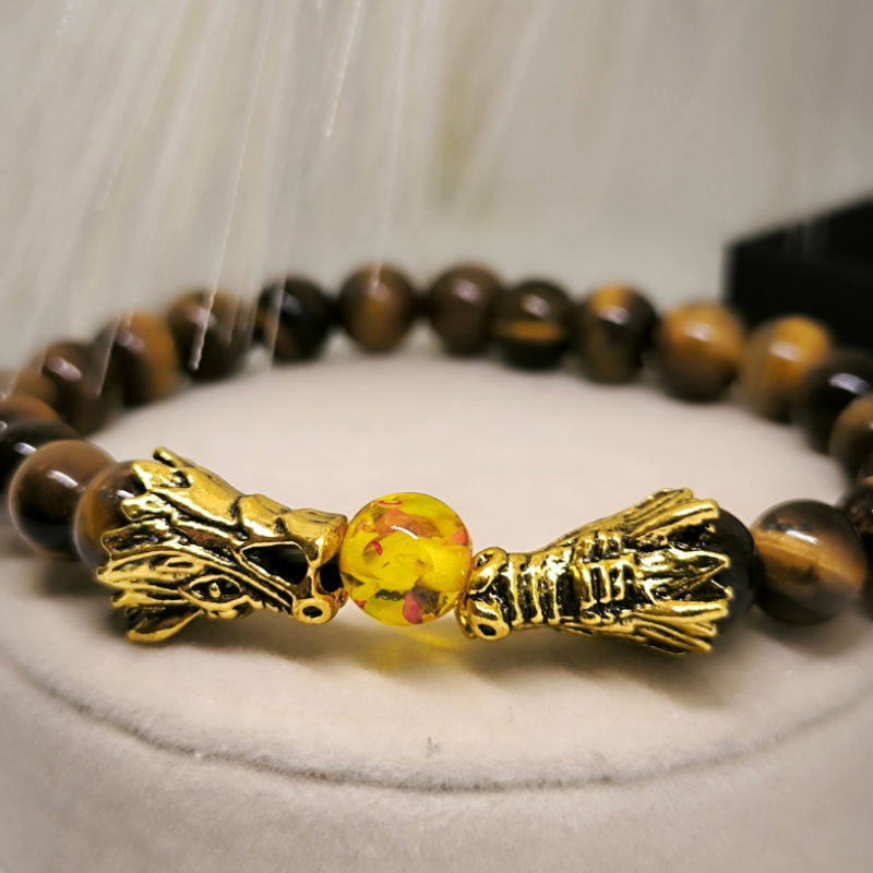 Tiigrisilma helmestega käevõru "Draakonid"