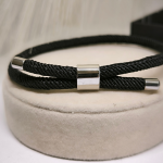 Reguleeritav minimalistlik kangast käevõru