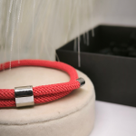 Minimalistlik reguleeritav riidest käevõru