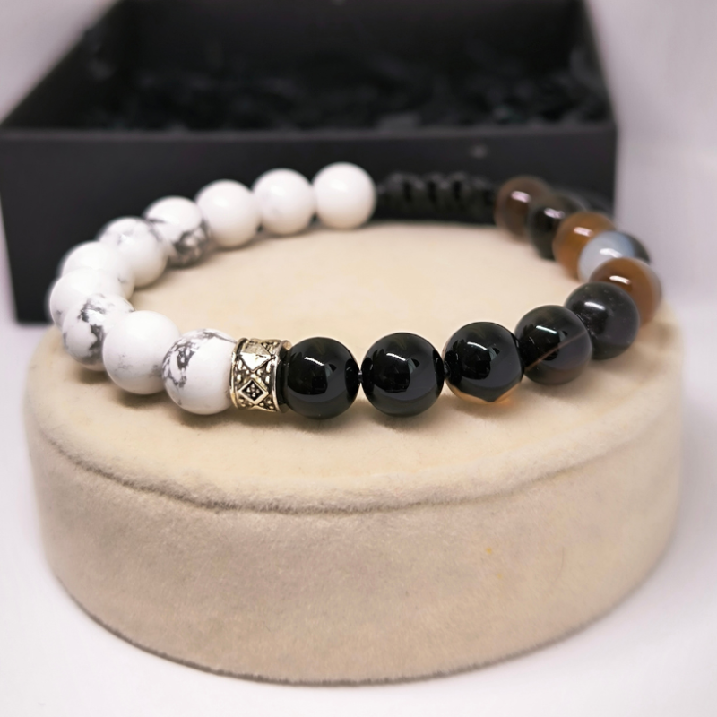 Onüksi helmestest energiline käevõru