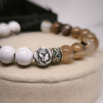 Onyx kivi helmestega energiakäevõru