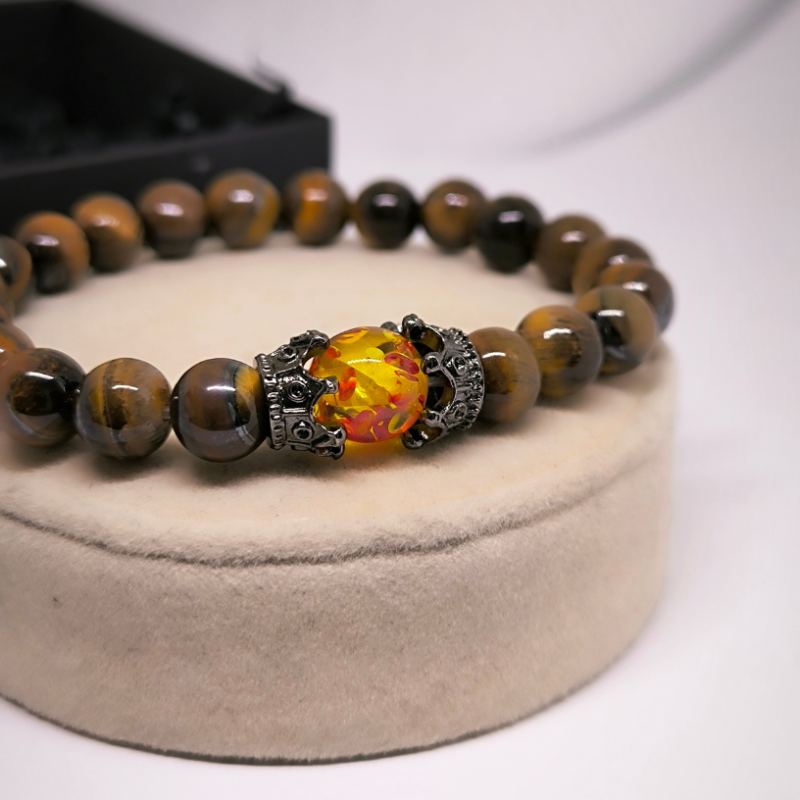 Tiigrisilma helmestega käevõru