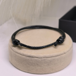 Mustade kangast käevõrude komplekt