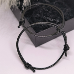 Mustade kangast käevõrude komplekt