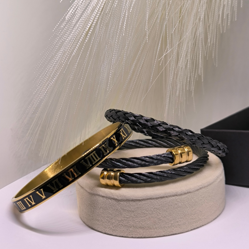 Nooruslikud roostevabast terasest meeste käevõrud