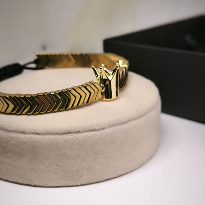 Reguleeritav meeste käevõru kroonimotiiviga