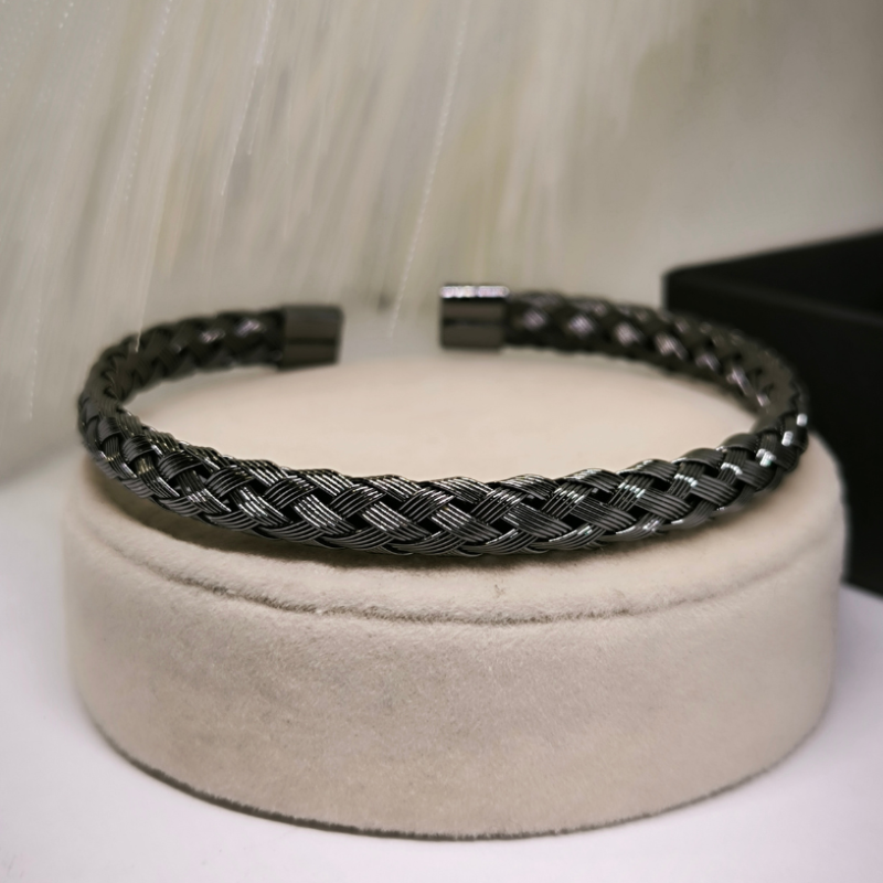 Minimalistlik meeste käevõrude komplekt