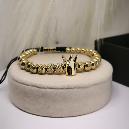 Kuldne käevõru meestele krooniga