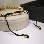 Kuldne käevõru meestele krooniga