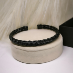 Punutise kujuga minimalistlik musta värvi meeste käevõru