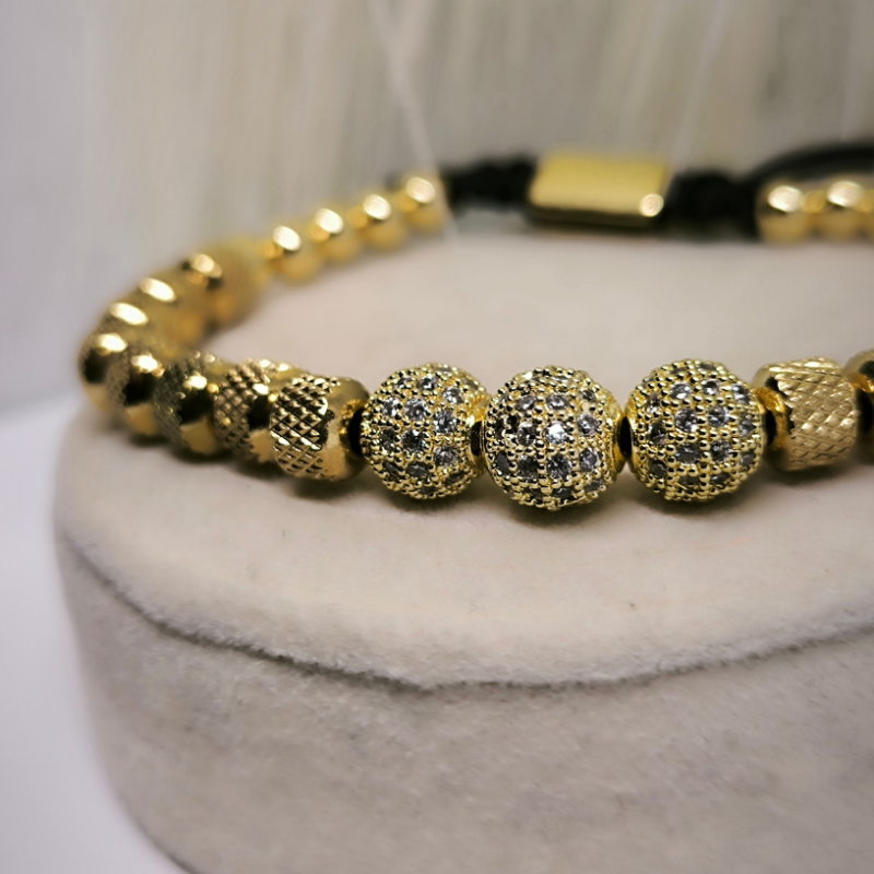 Tsirkooniumiga kuldse värviga meeste käevõrude komplekt