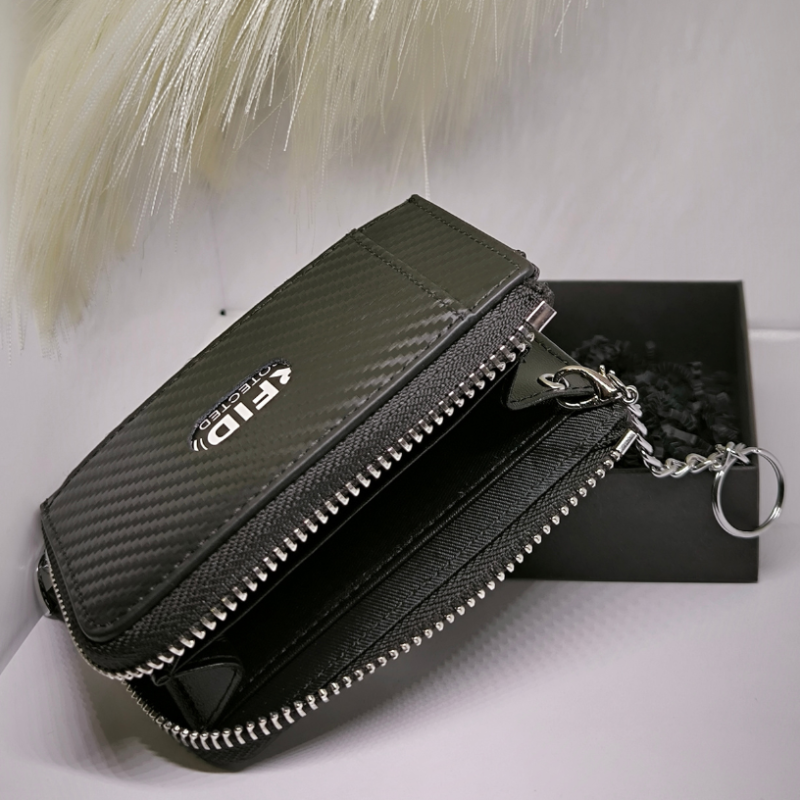 Must RFID-kaitsega lukuga kaarditasku