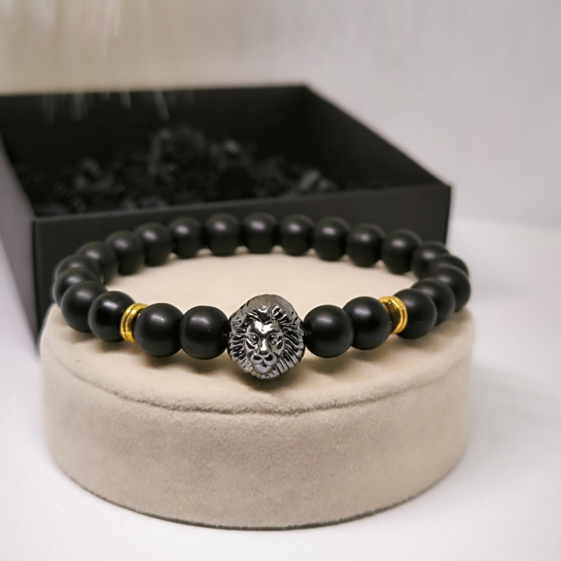 Elegantne käevõrude komplekt