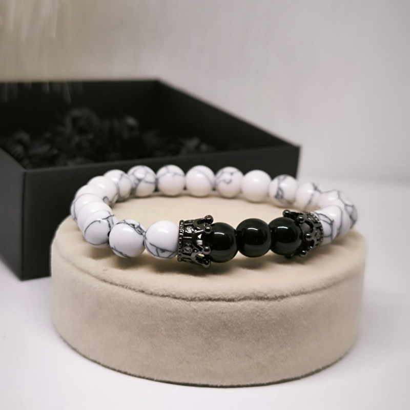 Elegantne käevõrude komplekt