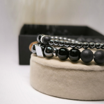 Ainulaadse disainiga käevõrude komplekt