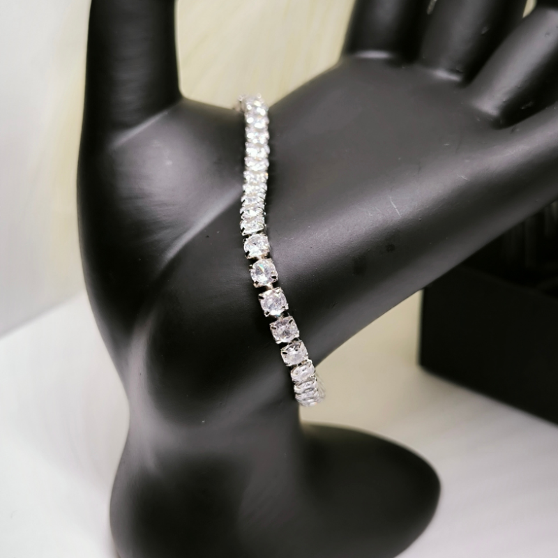 Elegantne läikiv "Tennis" käevõru