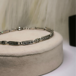 Luksuslik hõbedavärvi lõhnastatud käevõru