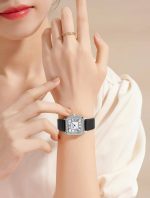 "Rebirth" klassikaline naistekäekell