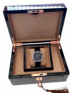 Elegantne kell luksust armastavatele meestele