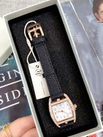 Klassikaline kell NAISTELE