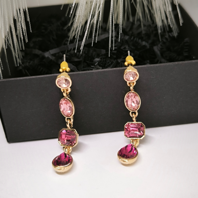 Igapäevased ja pidulikud kõrvarõngad