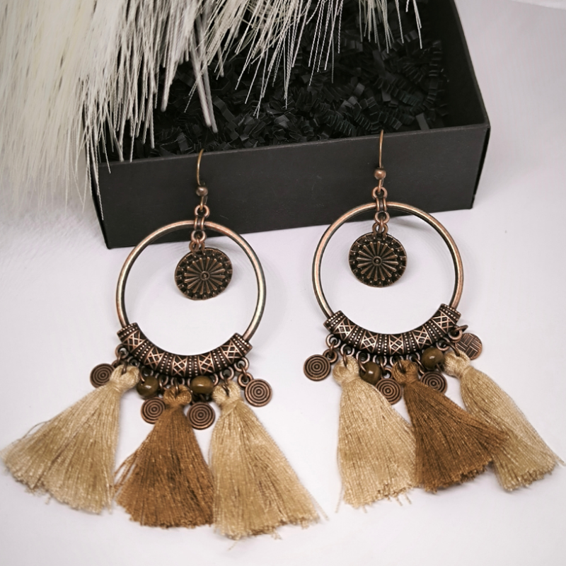 Indiaani stiilis kõrvarõngad