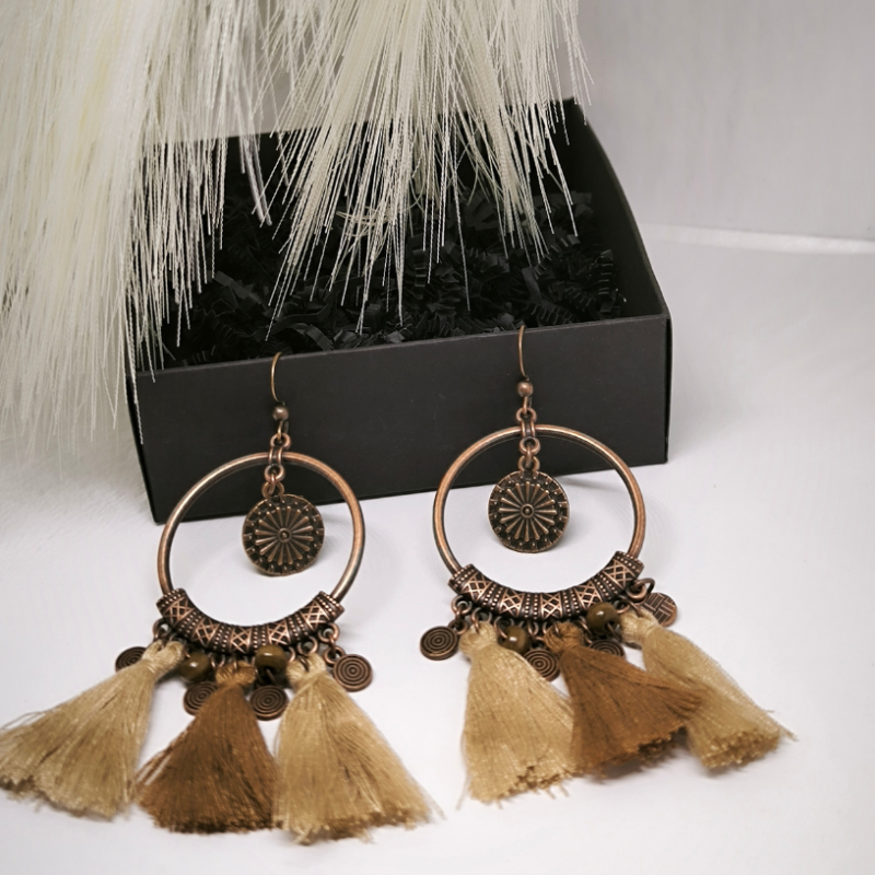 Indiaani stiilis kõrvarõngad