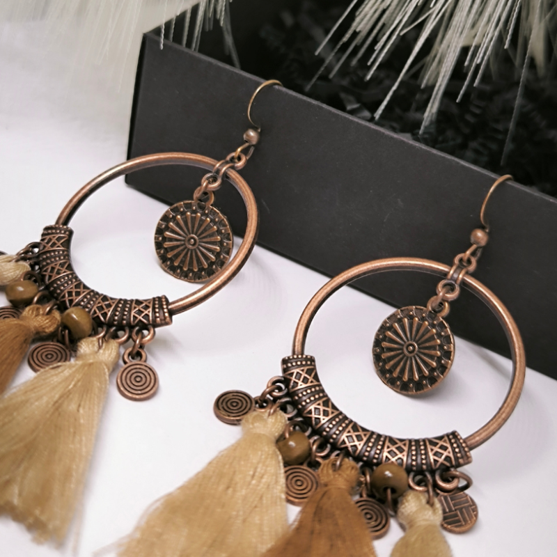 Indiaani stiilis kõrvarõngad